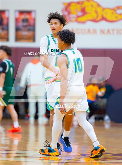 Thumbnail 2 in Combine Academy National vs Grayson (Hard In The Paint Classic) photogallery.