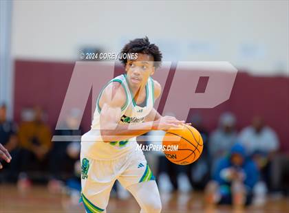 Thumbnail 3 in Combine Academy National vs Grayson (Hard In The Paint Classic) photogallery.