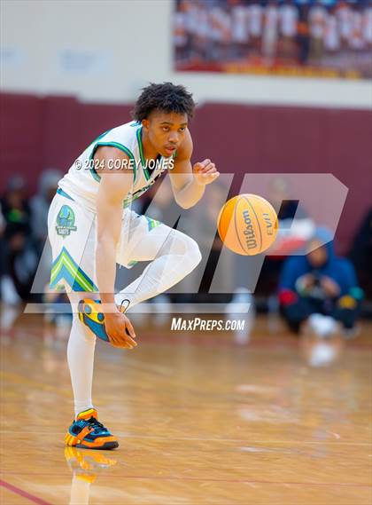 Thumbnail 1 in Combine Academy National vs Grayson (Hard In The Paint Classic) photogallery.