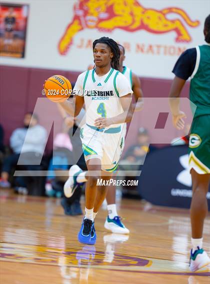 Thumbnail 3 in Combine Academy National vs Grayson (Hard In The Paint Classic) photogallery.