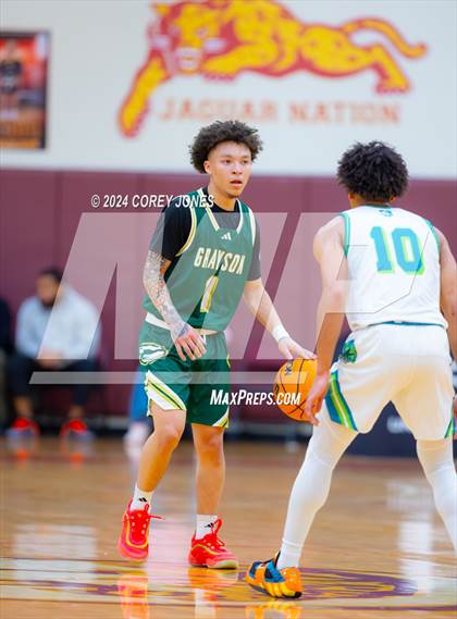 Thumbnail 3 in Combine Academy National vs Grayson (Hard In The Paint Classic) photogallery.