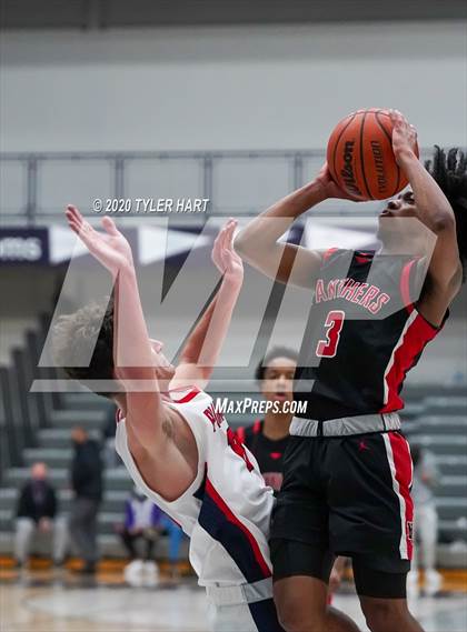 Thumbnail 3 in Plainfield vs North Central (Sneakers for Santa Shootout) photogallery.
