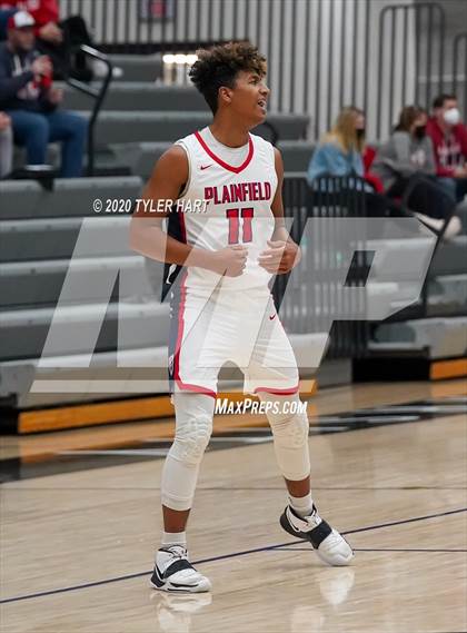 Thumbnail 2 in Plainfield vs North Central (Sneakers for Santa Shootout) photogallery.