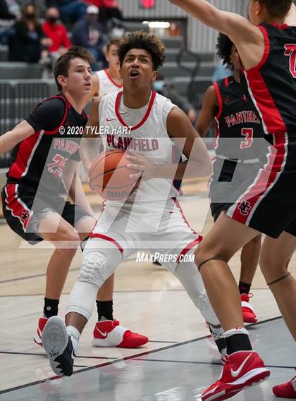 Thumbnail 3 in Plainfield vs North Central (Sneakers for Santa Shootout) photogallery.