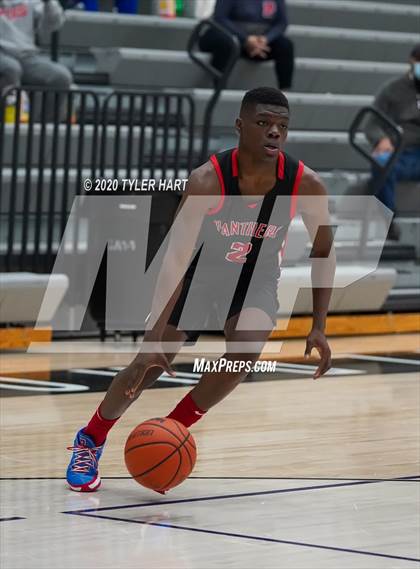 Thumbnail 3 in Plainfield vs North Central (Sneakers for Santa Shootout) photogallery.