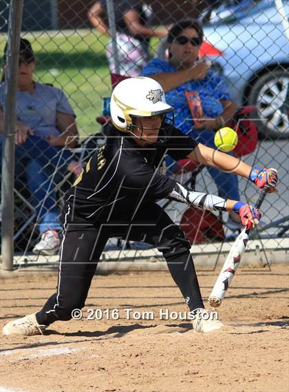 Thumbnail 3 in Northview vs Azusa (Northview Tournament) photogallery.
