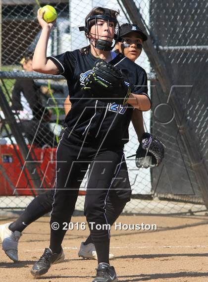 Thumbnail 1 in Northview vs Azusa (Northview Tournament) photogallery.
