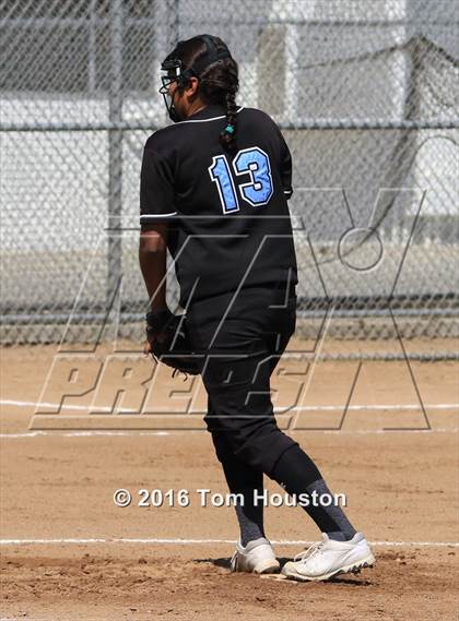 Thumbnail 1 in Northview vs Azusa (Northview Tournament) photogallery.