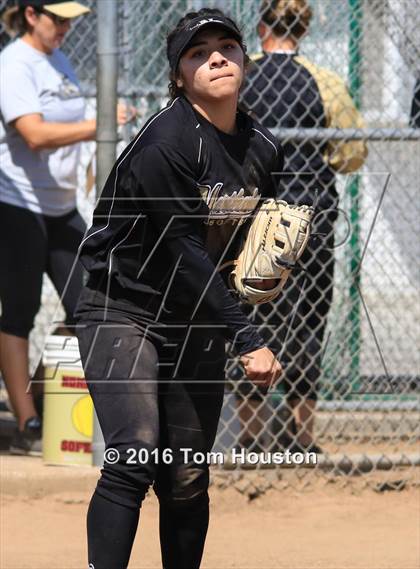 Thumbnail 3 in Northview vs Azusa (Northview Tournament) photogallery.