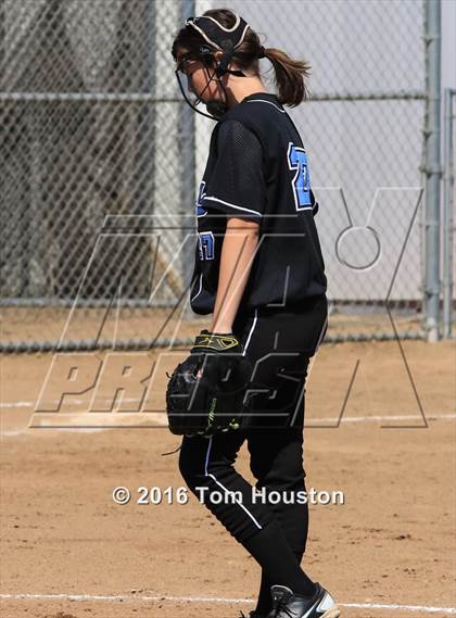 Thumbnail 1 in Northview vs Azusa (Northview Tournament) photogallery.