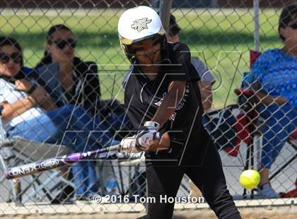 Thumbnail 3 in Northview vs Azusa (Northview Tournament) photogallery.