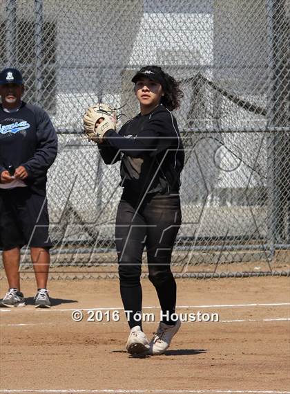 Thumbnail 3 in Northview vs Azusa (Northview Tournament) photogallery.