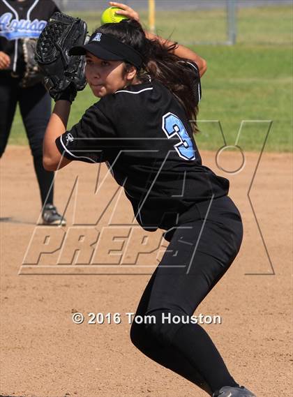 Thumbnail 2 in Northview vs Azusa (Northview Tournament) photogallery.