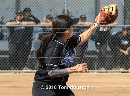 Thumbnail 3 in Northview vs Azusa (Northview Tournament) photogallery.
