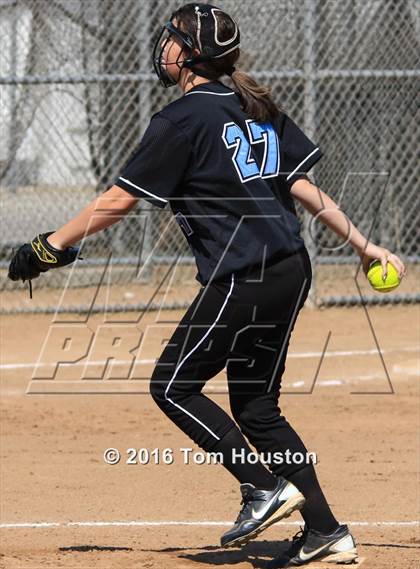 Thumbnail 2 in Northview vs Azusa (Northview Tournament) photogallery.