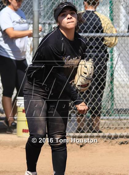 Thumbnail 2 in Northview vs Azusa (Northview Tournament) photogallery.