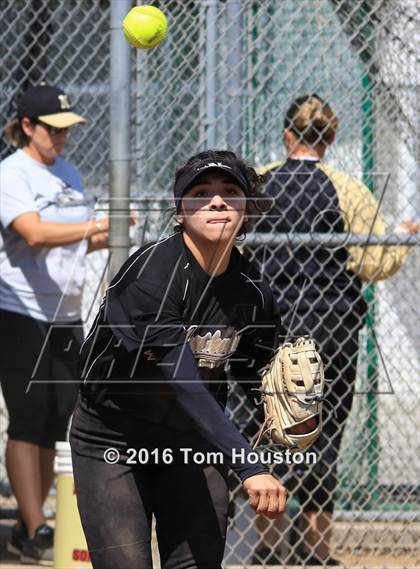 Thumbnail 1 in Northview vs Azusa (Northview Tournament) photogallery.