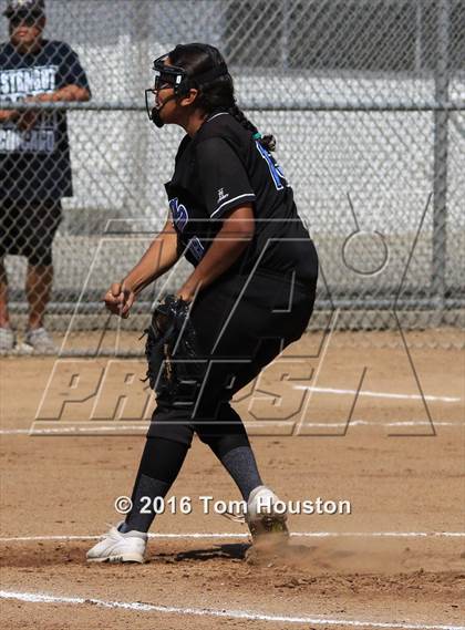 Thumbnail 3 in Northview vs Azusa (Northview Tournament) photogallery.