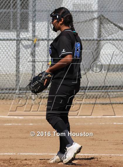 Thumbnail 2 in Northview vs Azusa (Northview Tournament) photogallery.