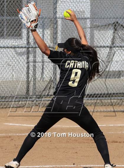 Thumbnail 3 in Northview vs Azusa (Northview Tournament) photogallery.