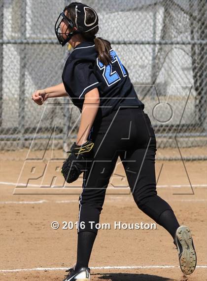 Thumbnail 2 in Northview vs Azusa (Northview Tournament) photogallery.
