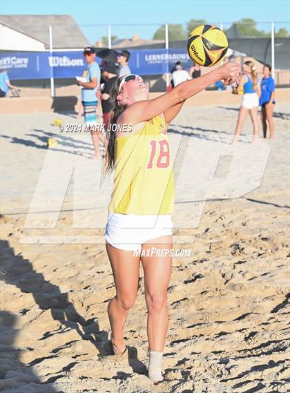 Thumbnail 2 in Seton Catholic vs. Mesquite (AIA DII Pairs Round 1 Playoff) photogallery.