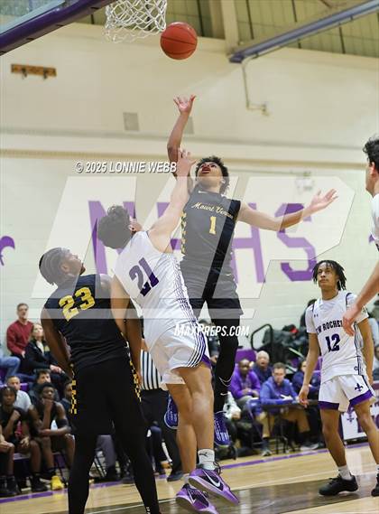 Thumbnail 2 in Mount Vernon @ New Rochelle photogallery.