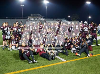 Thumbnail 3 in Bellville vs. Silsbee (UIL 4A -II Football Area Playoff) photogallery.