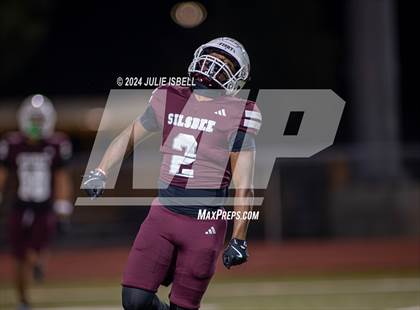 Thumbnail 3 in Bellville vs. Silsbee (UIL 4A -II Football Area Playoff) photogallery.