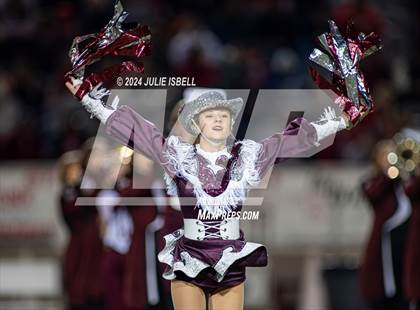 Thumbnail 3 in Bellville vs. Silsbee (UIL 4A -II Football Area Playoff) photogallery.