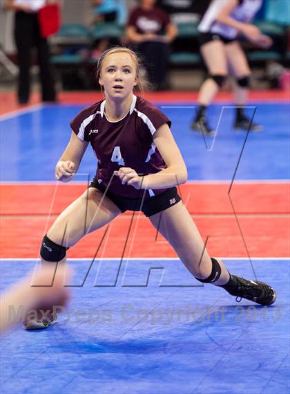 Thumbnail 1 in Cheyenne Mountain vs. Valor Christian (CHSAA 4A Pool 3) photogallery.