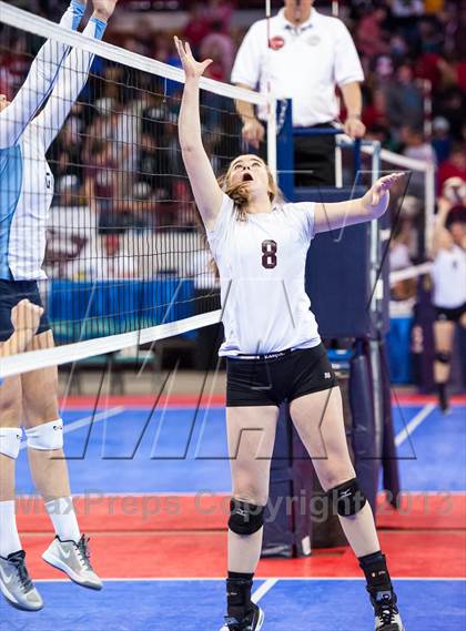 Thumbnail 3 in Cheyenne Mountain vs. Valor Christian (CHSAA 4A Pool 3) photogallery.