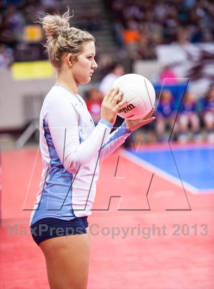 Thumbnail 2 in Cheyenne Mountain vs. Valor Christian (CHSAA 4A Pool 3) photogallery.