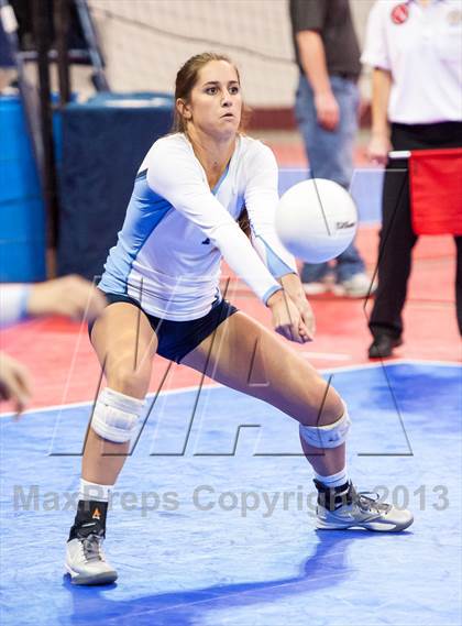 Thumbnail 1 in Cheyenne Mountain vs. Valor Christian (CHSAA 4A Pool 3) photogallery.