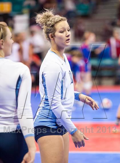 Thumbnail 2 in Cheyenne Mountain vs. Valor Christian (CHSAA 4A Pool 3) photogallery.