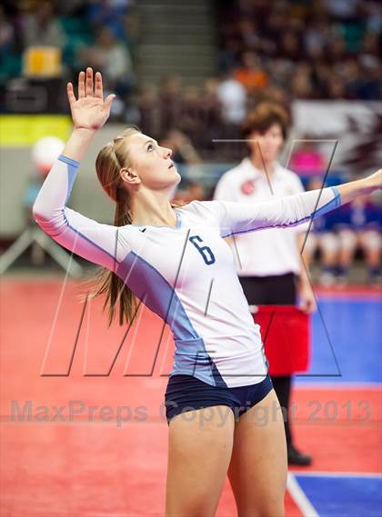 Thumbnail 1 in Cheyenne Mountain vs. Valor Christian (CHSAA 4A Pool 3) photogallery.