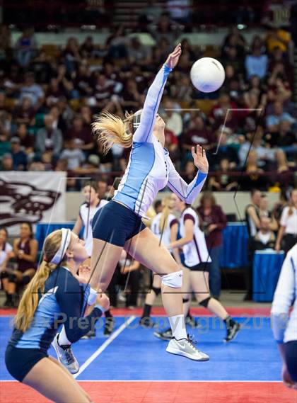 Thumbnail 3 in Cheyenne Mountain vs. Valor Christian (CHSAA 4A Pool 3) photogallery.