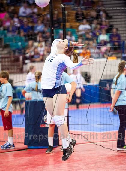 Thumbnail 1 in Cheyenne Mountain vs. Valor Christian (CHSAA 4A Pool 3) photogallery.