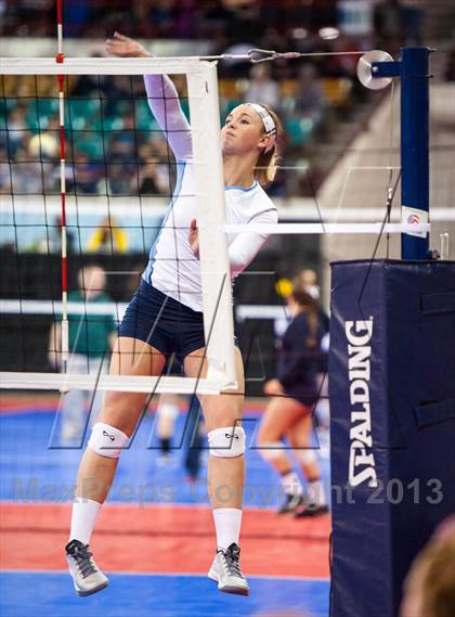 Thumbnail 3 in Cheyenne Mountain vs. Valor Christian (CHSAA 4A Pool 3) photogallery.