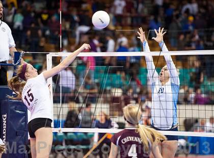 Thumbnail 2 in Cheyenne Mountain vs. Valor Christian (CHSAA 4A Pool 3) photogallery.