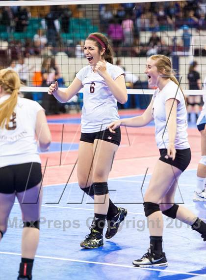 Thumbnail 2 in Cheyenne Mountain vs. Valor Christian (CHSAA 4A Pool 3) photogallery.