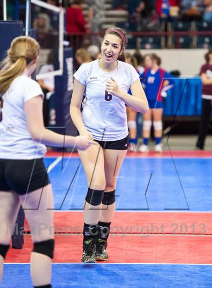 Thumbnail 2 in Cheyenne Mountain vs. Valor Christian (CHSAA 4A Pool 3) photogallery.