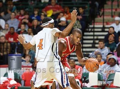 Thumbnail 3 in Whitney Young vs Helen Cox (Prime Time  Shootout) photogallery.