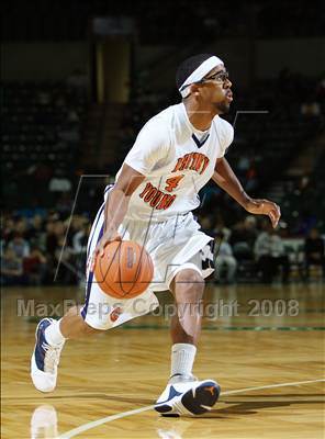 Thumbnail 3 in Whitney Young vs Helen Cox (Prime Time  Shootout) photogallery.