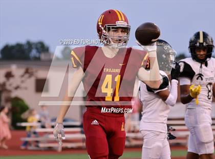 Thumbnail 1 in Sprayberry @ Lassiter photogallery.