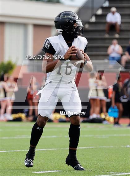 Thumbnail 3 in Sprayberry @ Lassiter photogallery.
