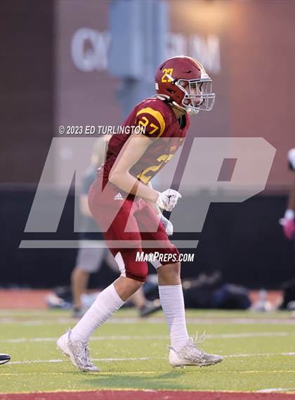 Thumbnail 3 in Sprayberry @ Lassiter photogallery.