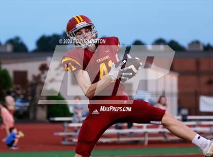 Thumbnail 3 in Sprayberry @ Lassiter photogallery.