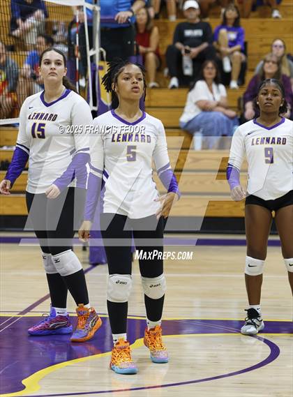 Thumbnail 3 in JV: Hillsborough @ Lennard photogallery.