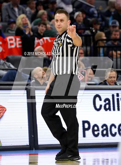 Thumbnail 1 in Notre Dame vs. Pleasant Valley (CIF State D3 Finals) photogallery.